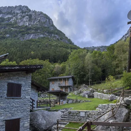 Val Di Mello Mountain Flat By Interhome شقة *